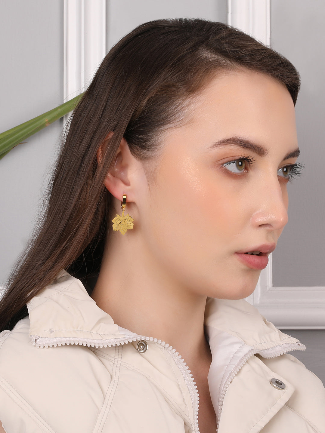 Regal Olive Swing Hinged Earring